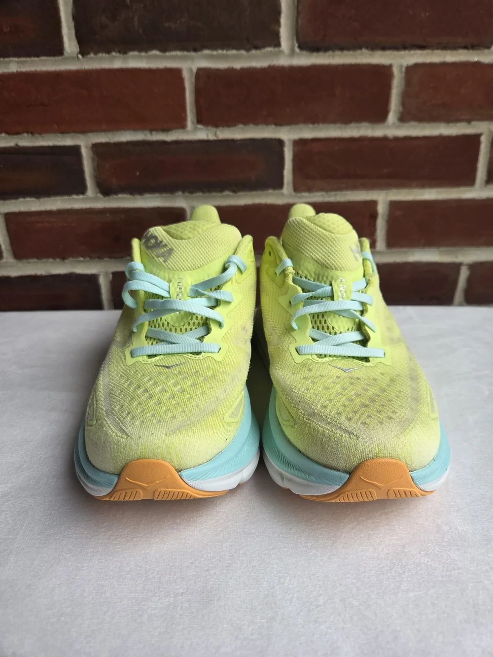 HOKA Clifton 9 Women’s Size 9 Running Shoes Lime Aqua Orange 1127896